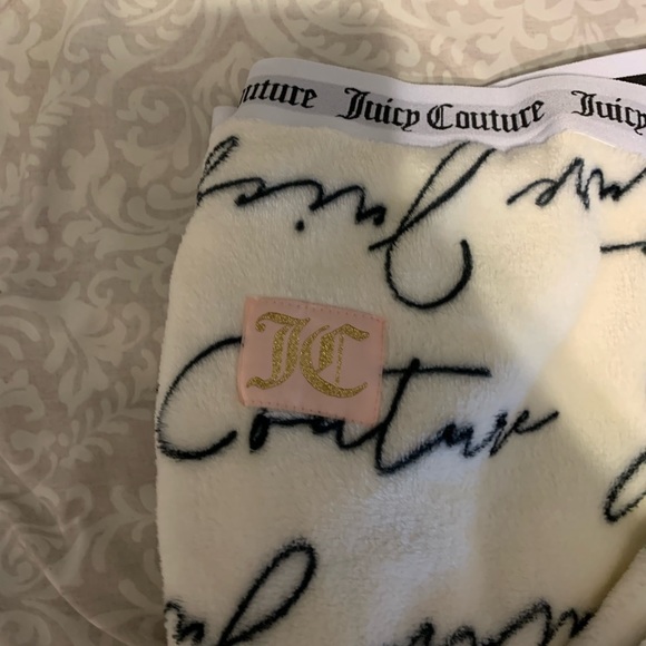 Juicy Couture LA Pajama Set JC1813A White JC Script Sleepwear Size XL - Picture 10 of 11